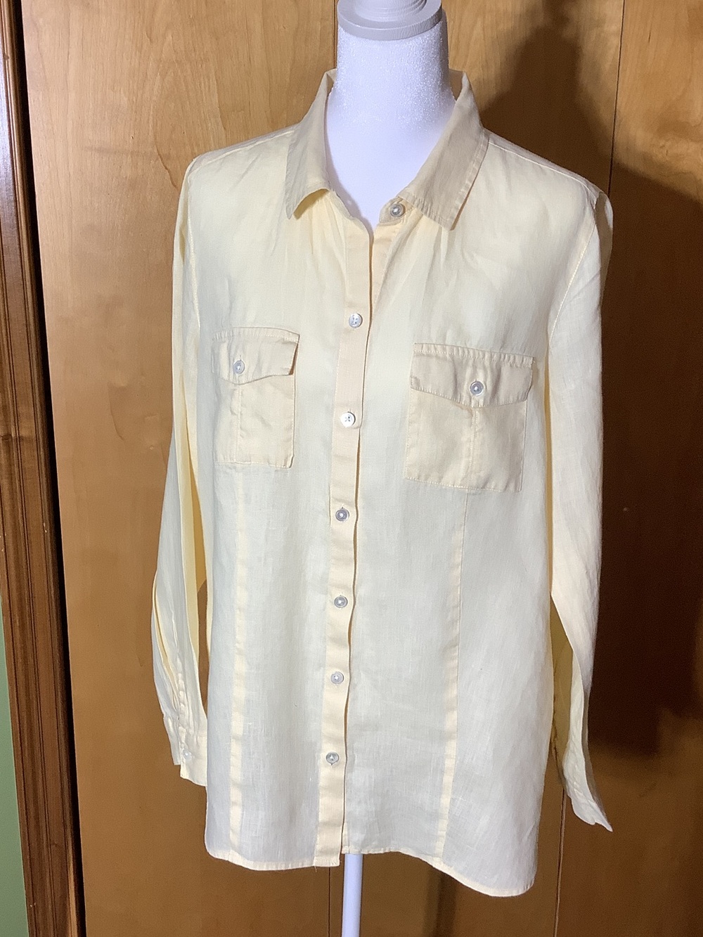 J. Jill Love Linen pale yellow shirt, size medium